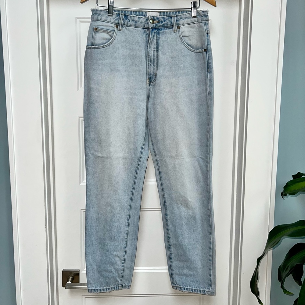 Rolla’s x UO Denim Jeans